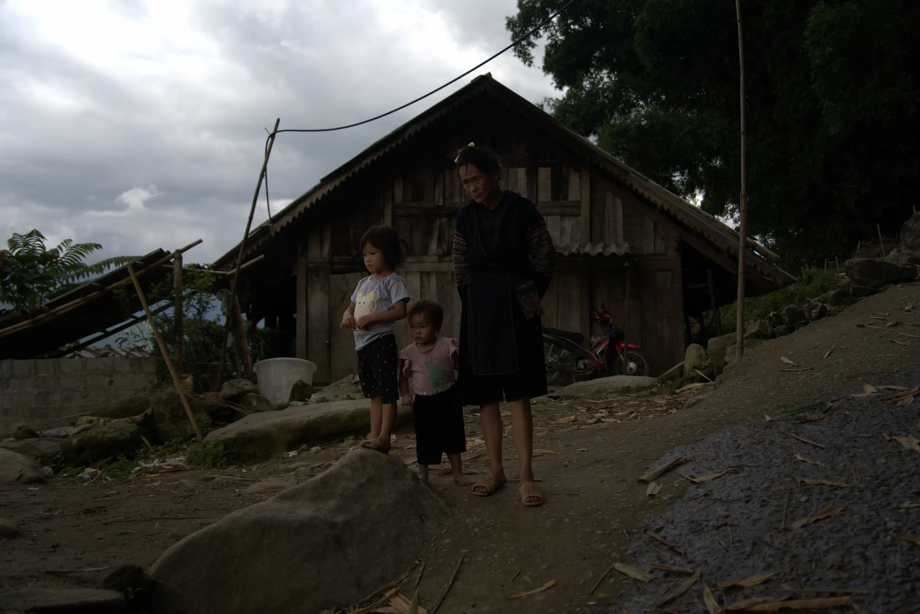 Unedited photograph taken of a family in India